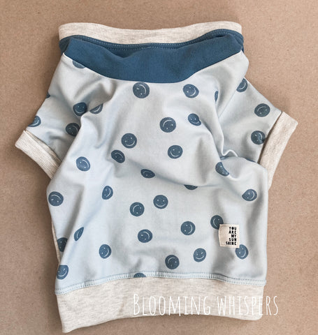 -RTS-Smiley Hooded Dolman SIZE 1-3 years