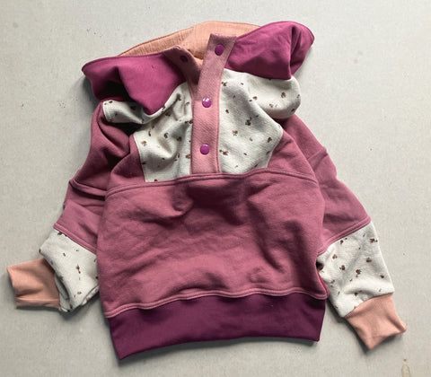 Size 3 Floral Patchy Snap Hooded Pullover