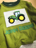 Size 3 years Nothing Runs Like a Deere pullover